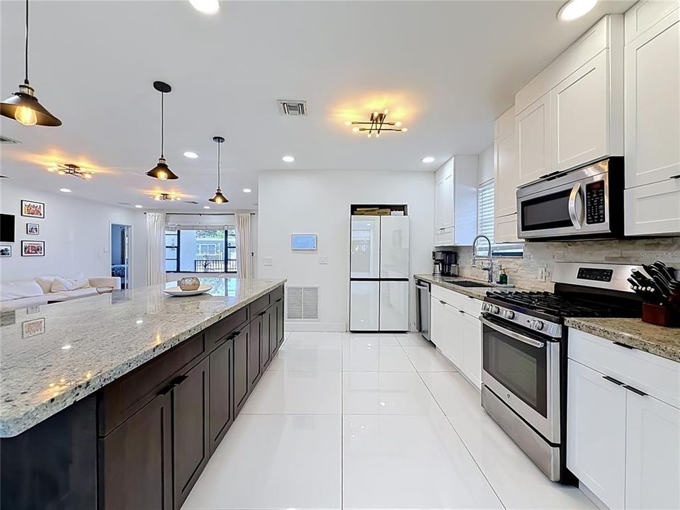 For Sale: $999,000 (4 beds, 2 baths, 2126 Square Feet)