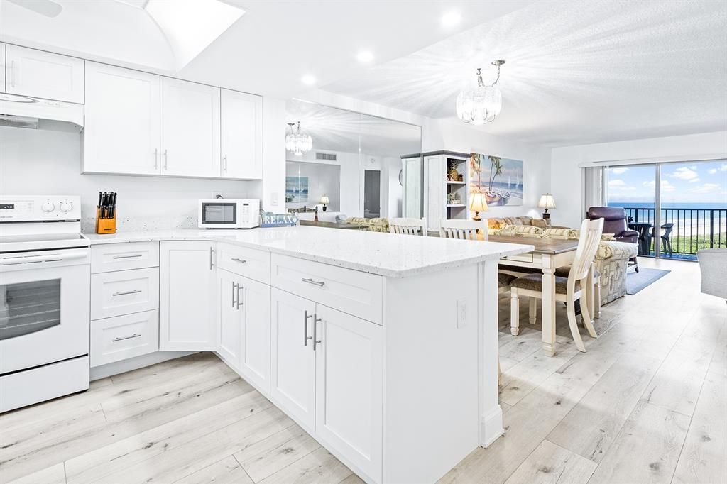 For Sale: $680,000 (2 beds, 2 baths, 1145 Square Feet)