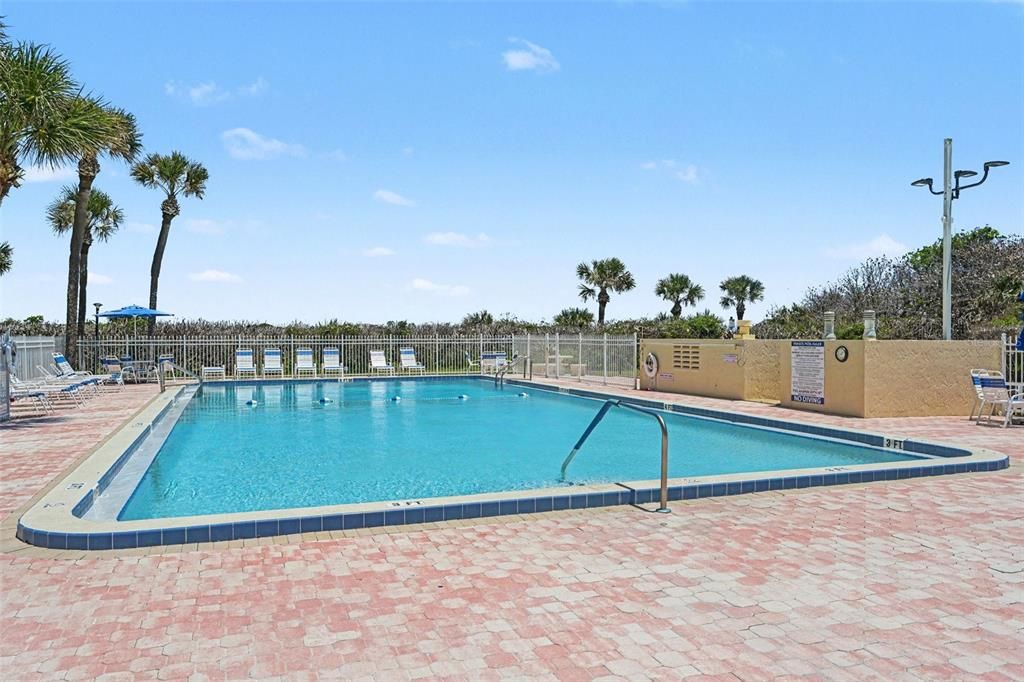 For Sale: $680,000 (2 beds, 2 baths, 1145 Square Feet)