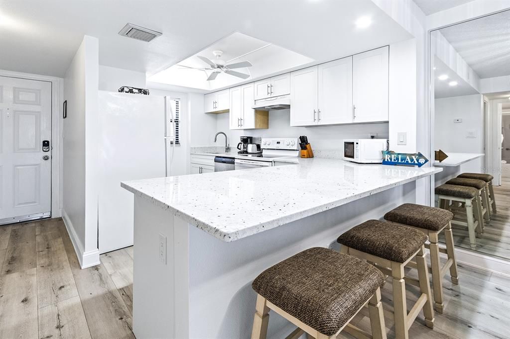 For Sale: $680,000 (2 beds, 2 baths, 1145 Square Feet)