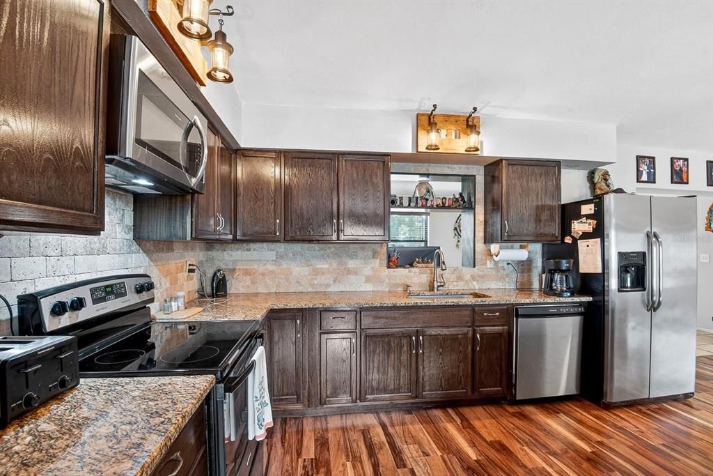 Active With Contract: $369,900 (3 beds, 2 baths, 1436 Square Feet)