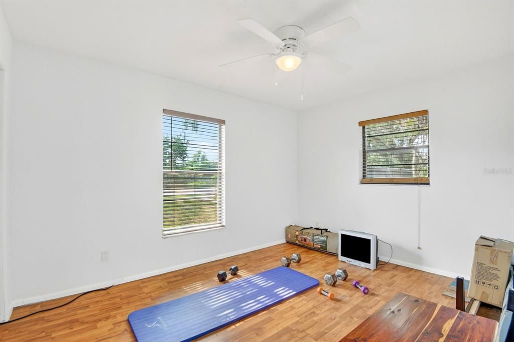 Active With Contract: $369,900 (3 beds, 2 baths, 1436 Square Feet)