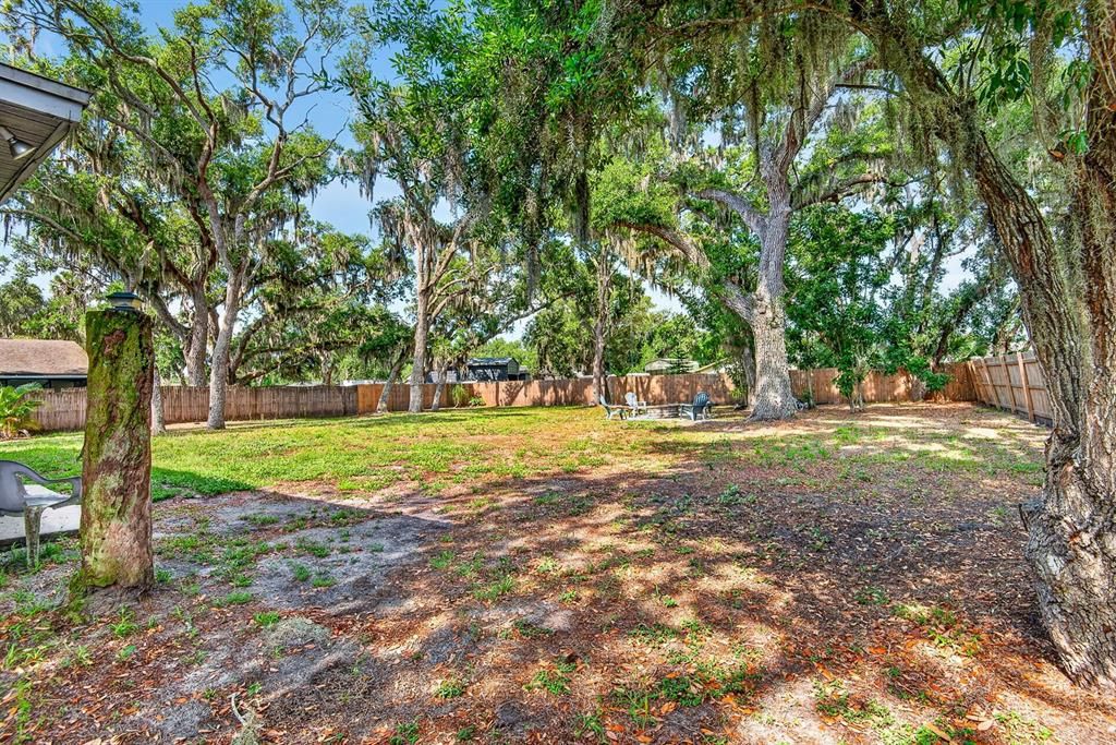 Active With Contract: $369,900 (3 beds, 2 baths, 1436 Square Feet)