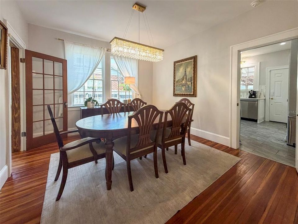 For Rent: $4,200 (3 beds, 2 baths, 2250 Square Feet)