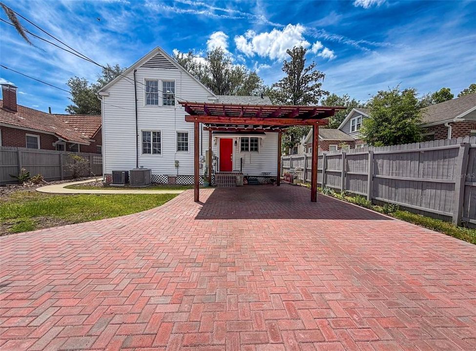 For Rent: $4,200 (3 beds, 2 baths, 2250 Square Feet)