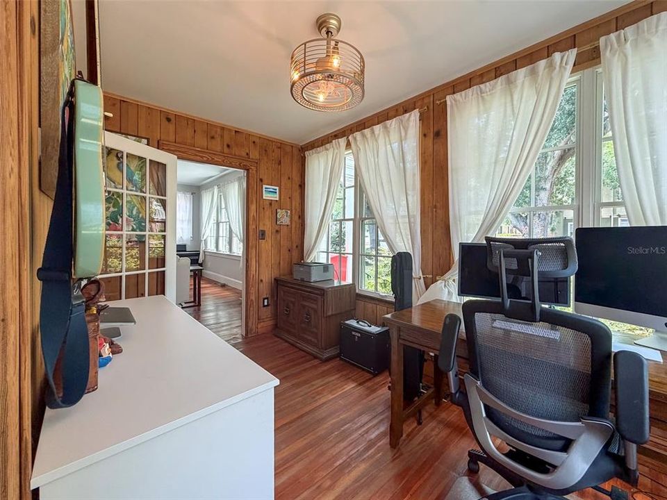 For Rent: $4,200 (3 beds, 2 baths, 2250 Square Feet)