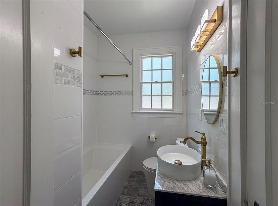 For Rent: $4,200 (3 beds, 2 baths, 2250 Square Feet)