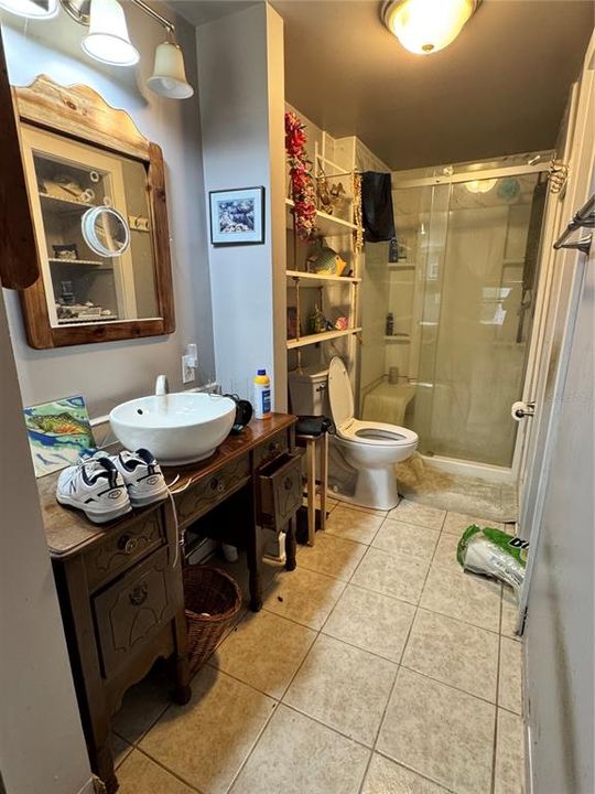 For Sale: $200,000 (2 beds, 2 baths, 960 Square Feet)