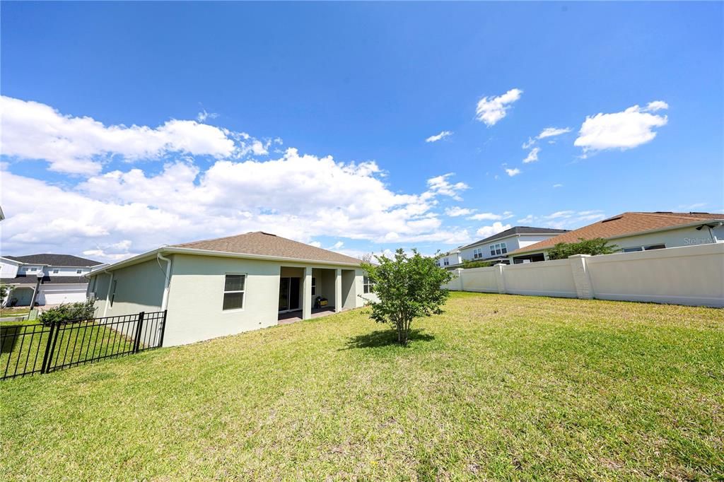 En Venta: $1,163,000 (4 camas, 3 baños, 2325 Pies cuadrados)
