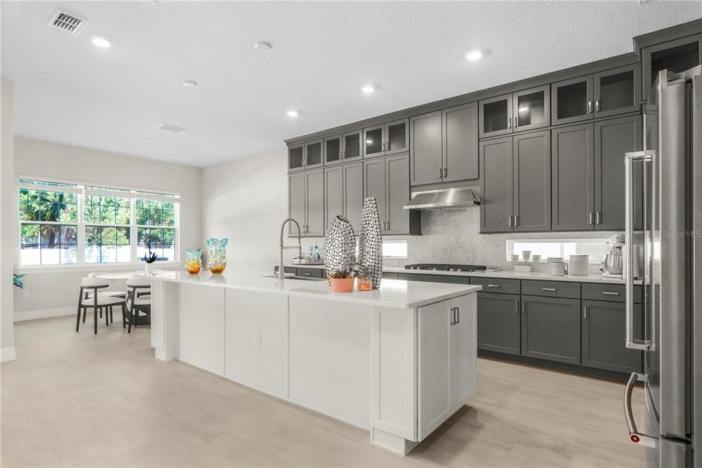 En Venta: $1,600,000 (5 camas, 5 baños, 4442 Pies cuadrados)