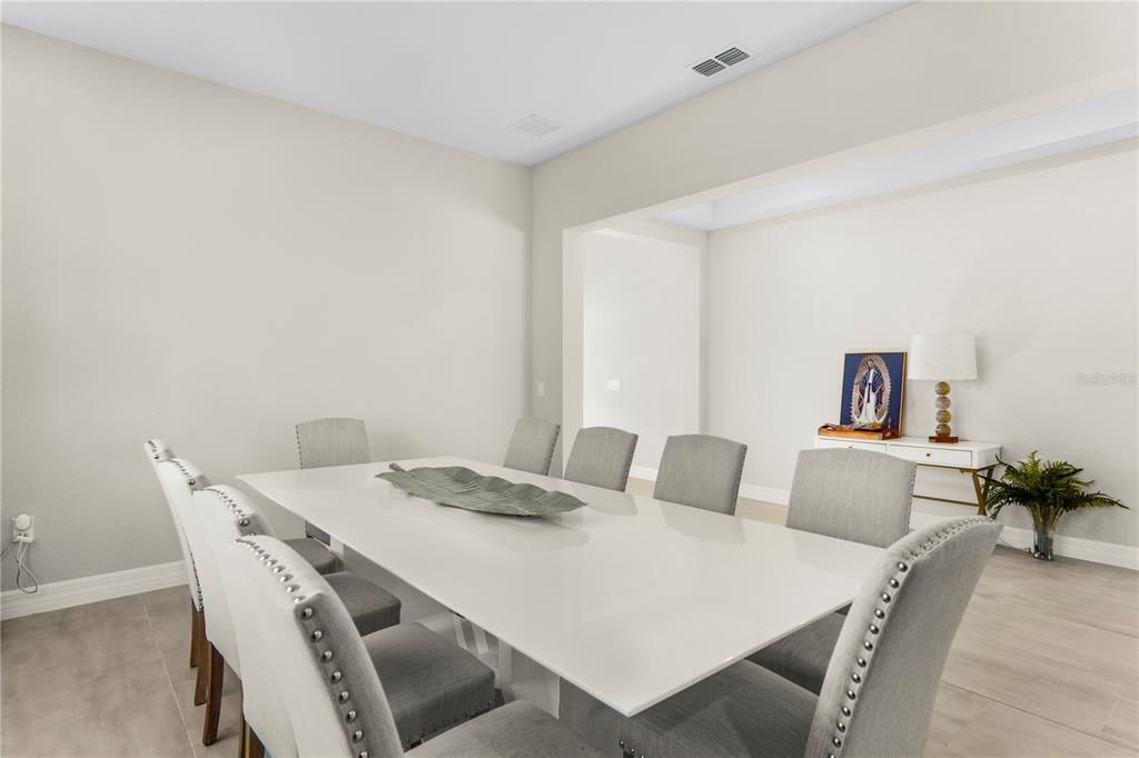 En Venta: $1,600,000 (5 camas, 5 baños, 4442 Pies cuadrados)