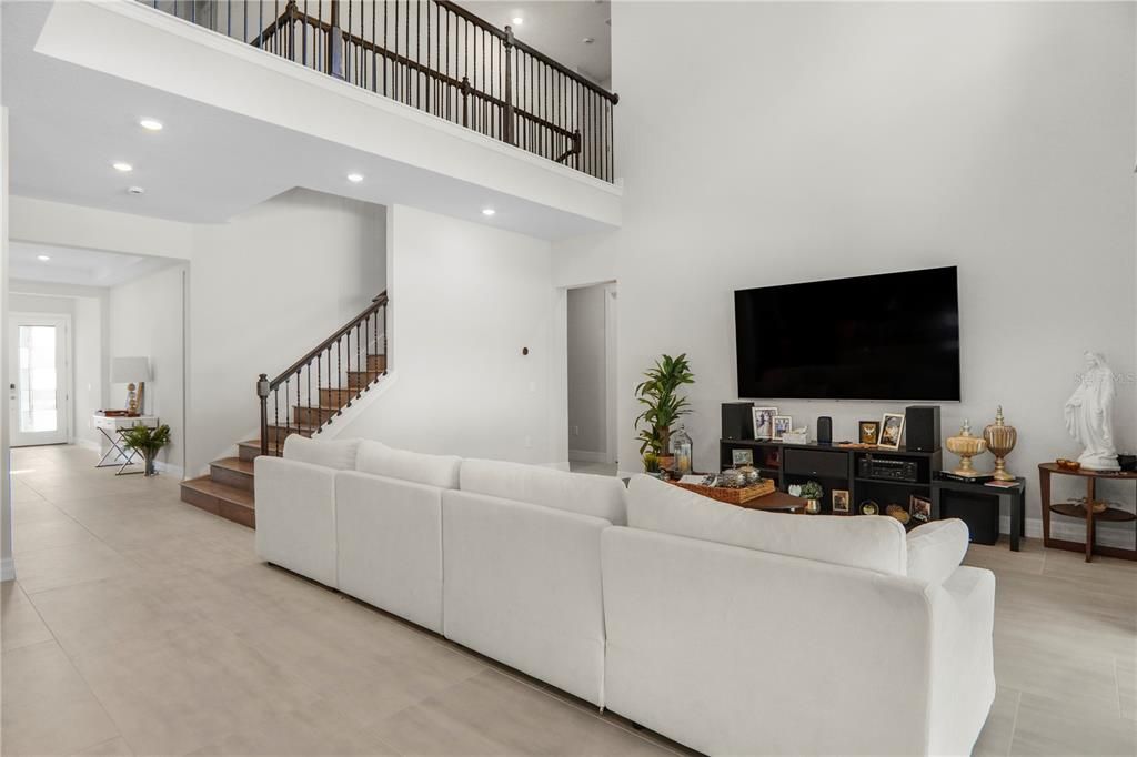 En Venta: $1,600,000 (5 camas, 5 baños, 4442 Pies cuadrados)