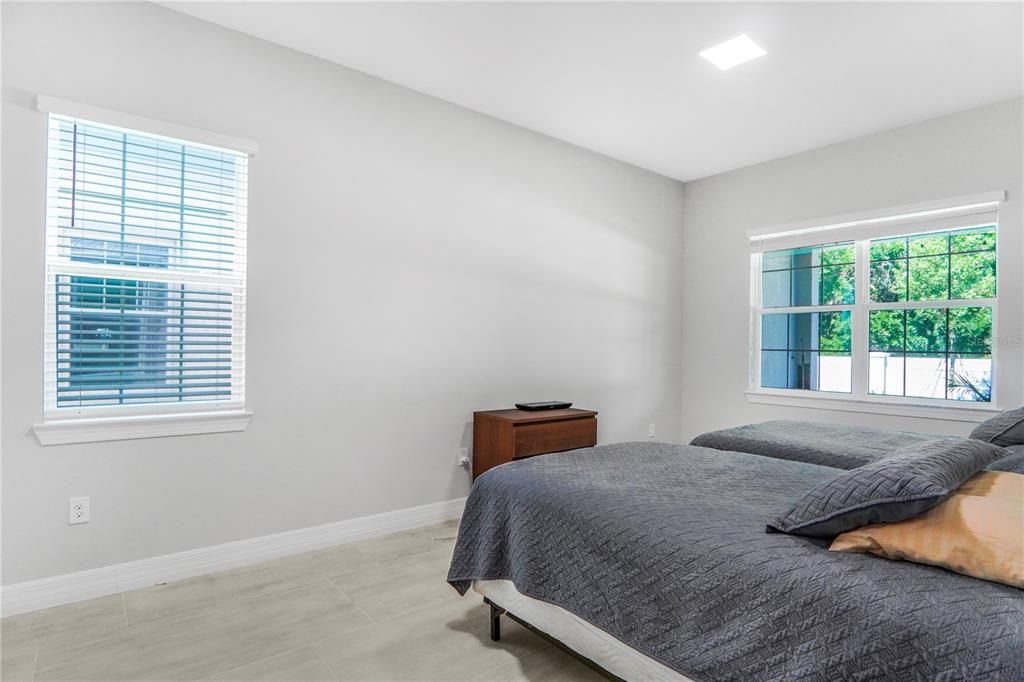 En Venta: $1,600,000 (5 camas, 5 baños, 4442 Pies cuadrados)