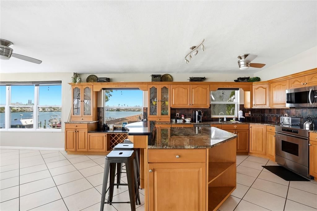 For Sale: $1,949,000 (7 beds, 0 baths, 3418 Square Feet)