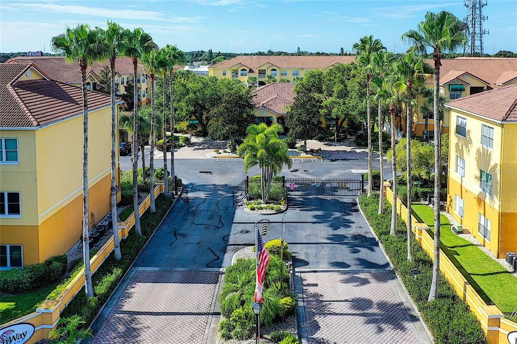 For Rent: $2,000 (1 beds, 1 baths, 572 Square Feet)