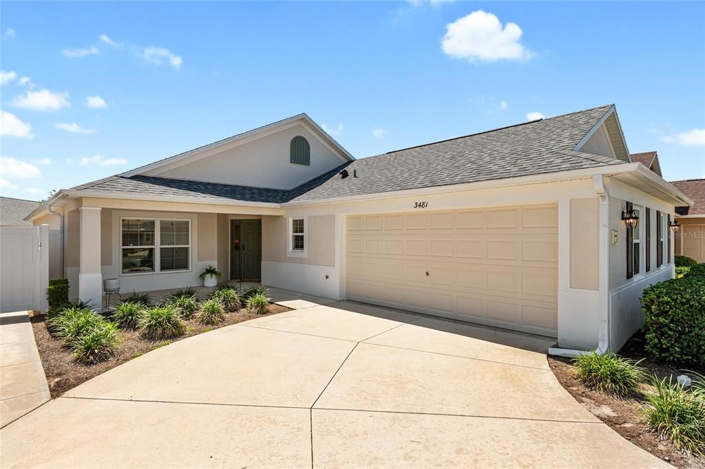 For Sale: $549,900 (3 beds, 2 baths, 1938 Square Feet)