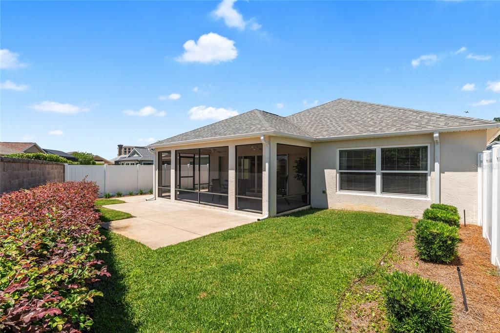 For Sale: $549,900 (3 beds, 2 baths, 1938 Square Feet)