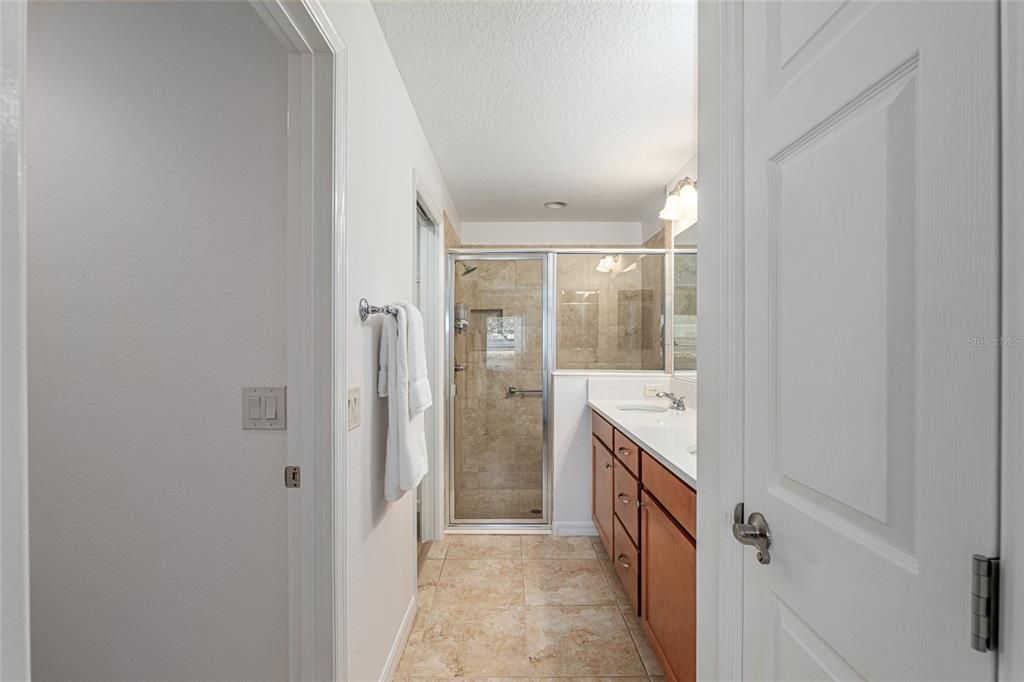 For Sale: $549,900 (3 beds, 2 baths, 1938 Square Feet)