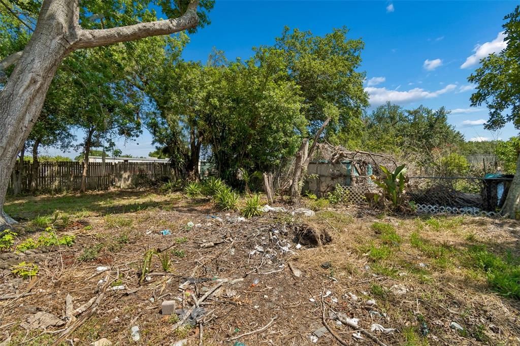 Activo con contrato: $219,900 (3 camas, 2 baños, 1388 Pies cuadrados)