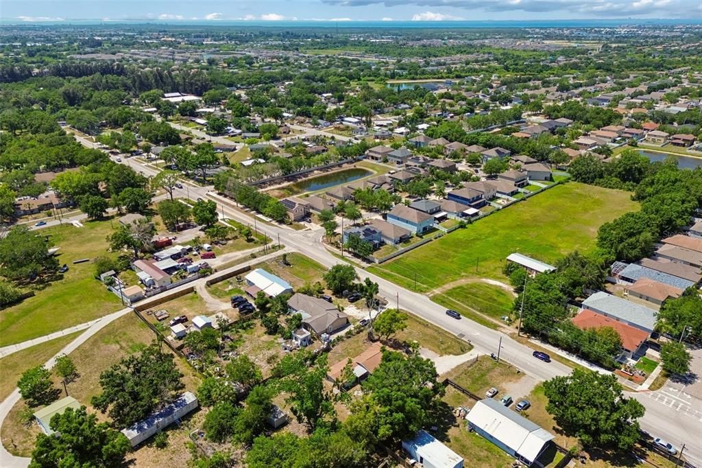 Activo con contrato: $219,900 (3 camas, 2 baños, 1388 Pies cuadrados)