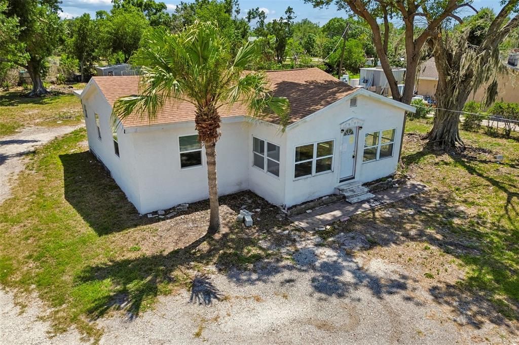 Activo con contrato: $219,900 (3 camas, 2 baños, 1388 Pies cuadrados)
