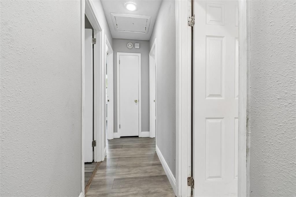 Activo con contrato: $219,900 (3 camas, 2 baños, 1388 Pies cuadrados)