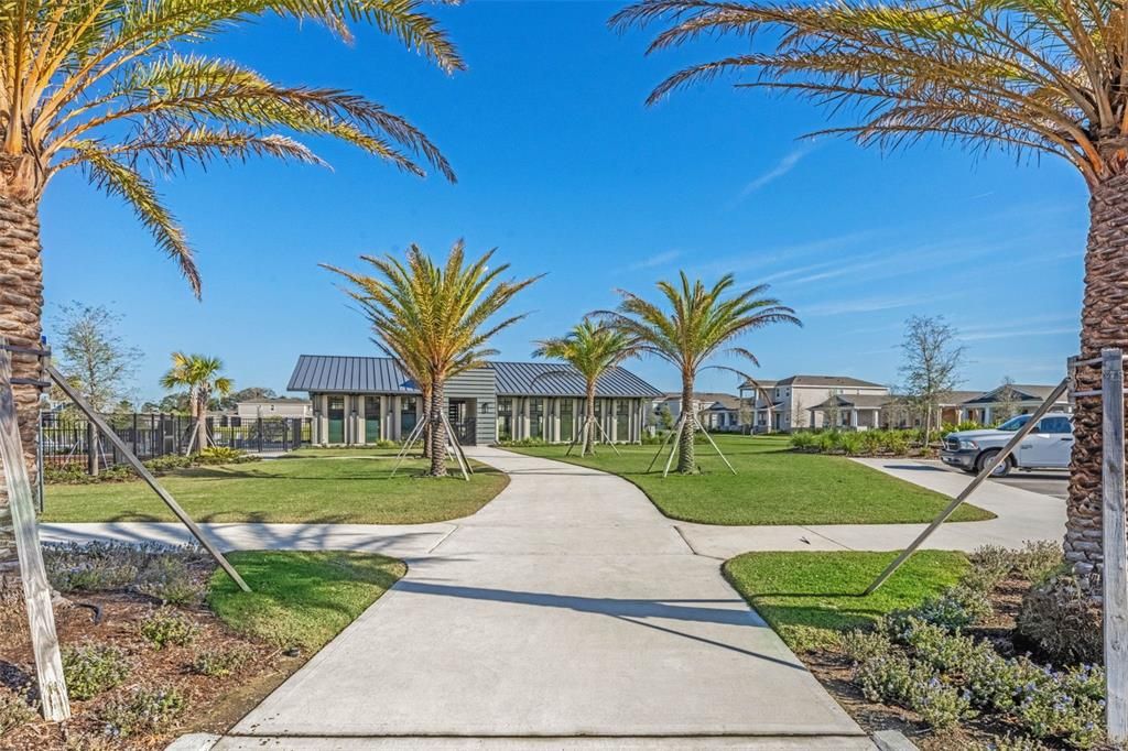 Active With Contract: $434,000 (4 beds, 3 baths, 2200 Square Feet)