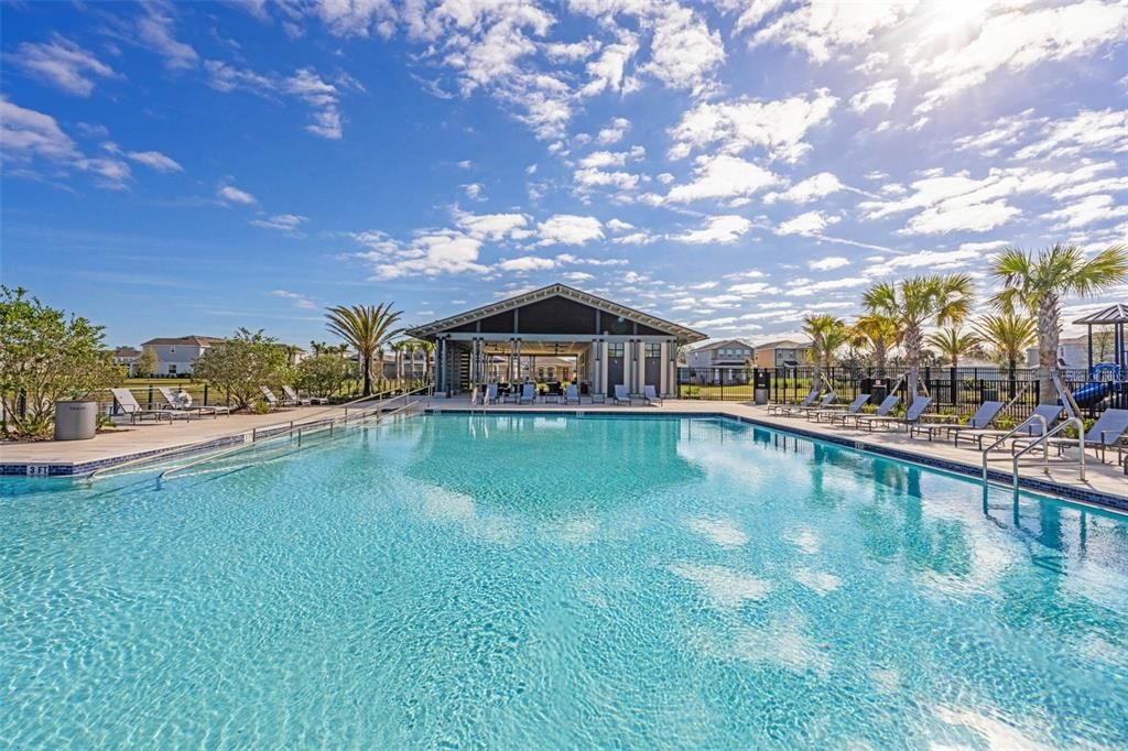 Active With Contract: $434,000 (4 beds, 3 baths, 2200 Square Feet)