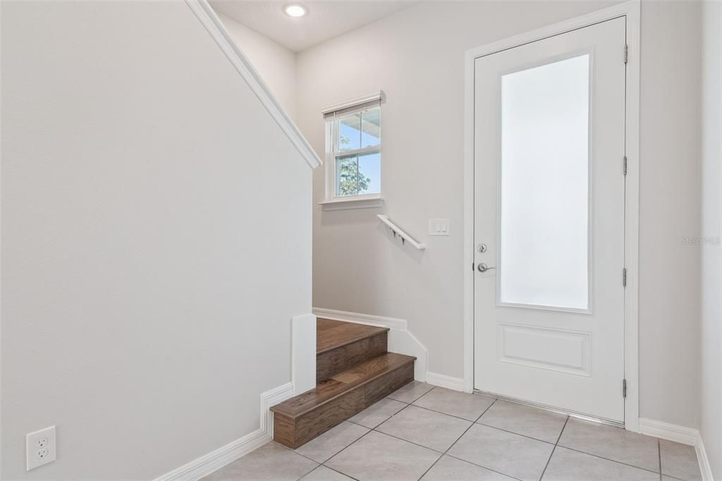 Active With Contract: $434,000 (4 beds, 3 baths, 2200 Square Feet)