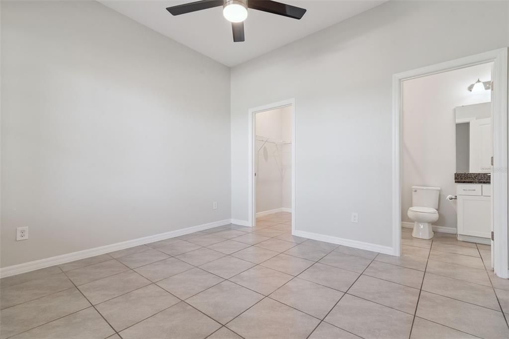Active With Contract: $434,000 (4 beds, 3 baths, 2200 Square Feet)