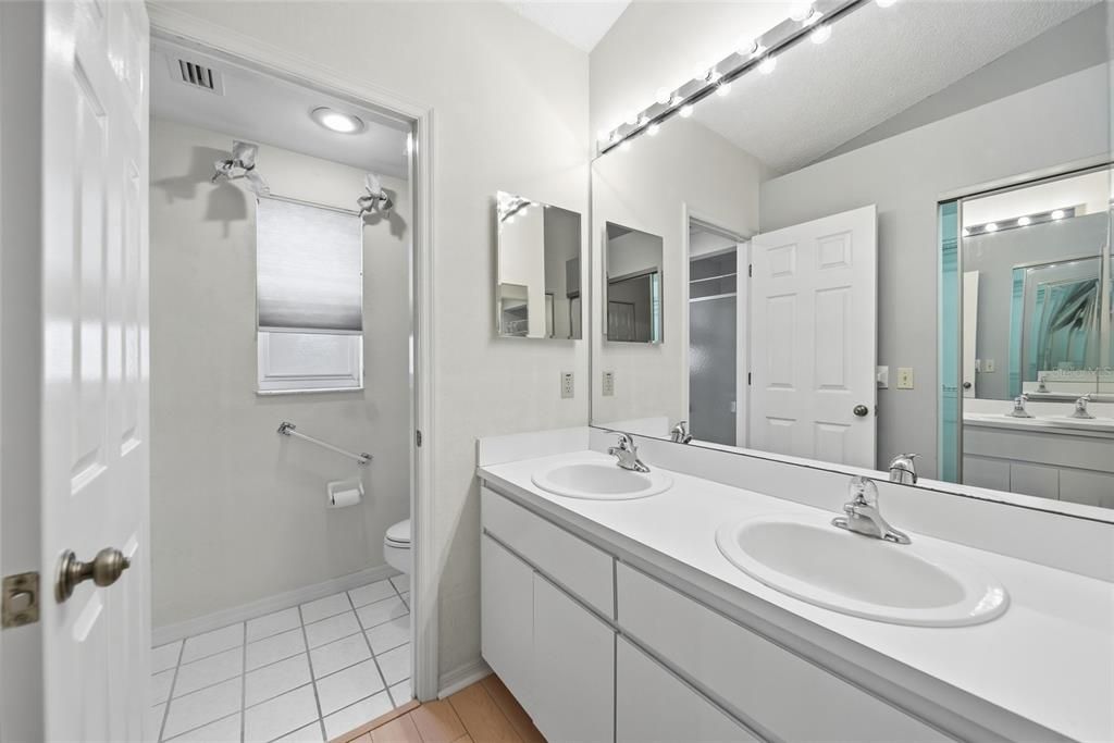 En Venta: $339,000 (3 camas, 2 baños, 1469 Pies cuadrados)