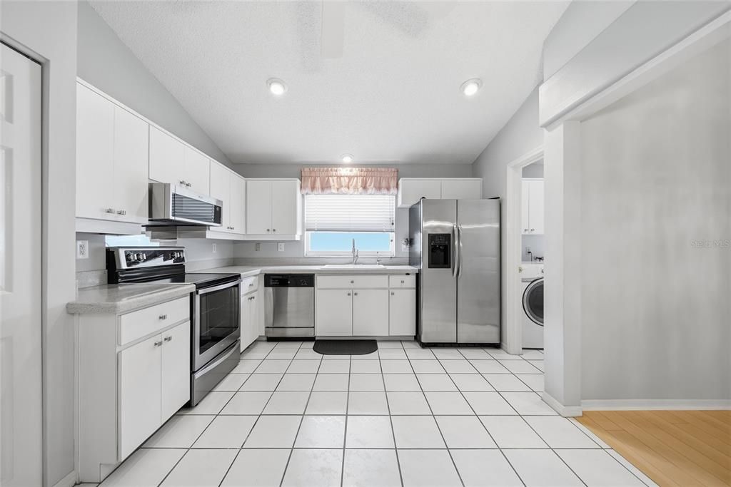 En Venta: $339,000 (3 camas, 2 baños, 1469 Pies cuadrados)