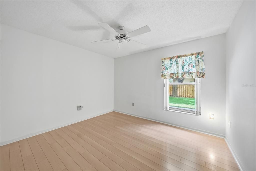 En Venta: $339,000 (3 camas, 2 baños, 1469 Pies cuadrados)
