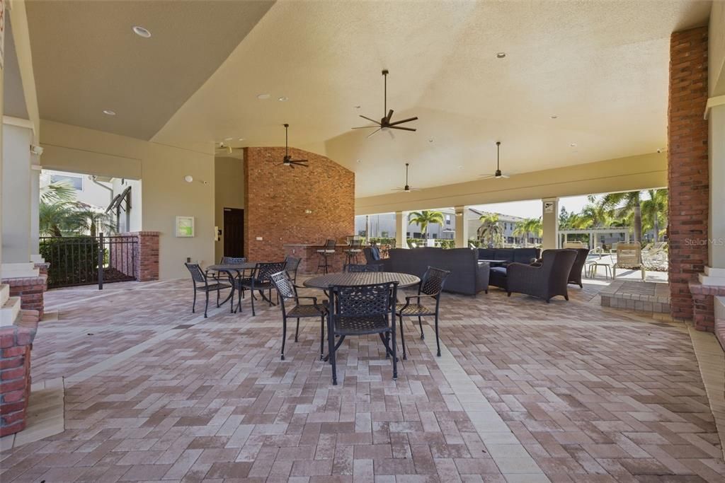 Active With Contract: $515,000 (3 beds, 2 baths, 1885 Square Feet)