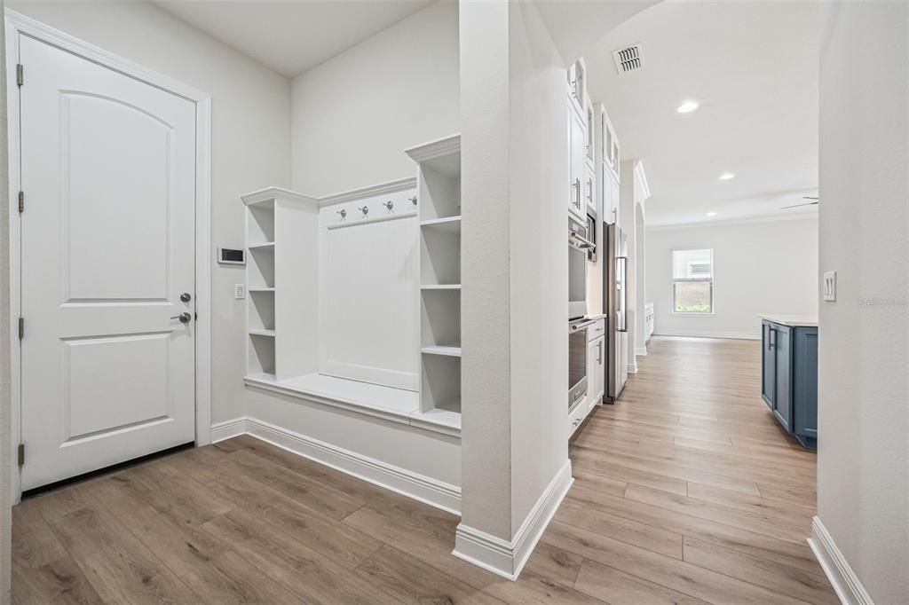 For Sale: $1,435,000 (5 beds, 5 baths, 5437 Square Feet)