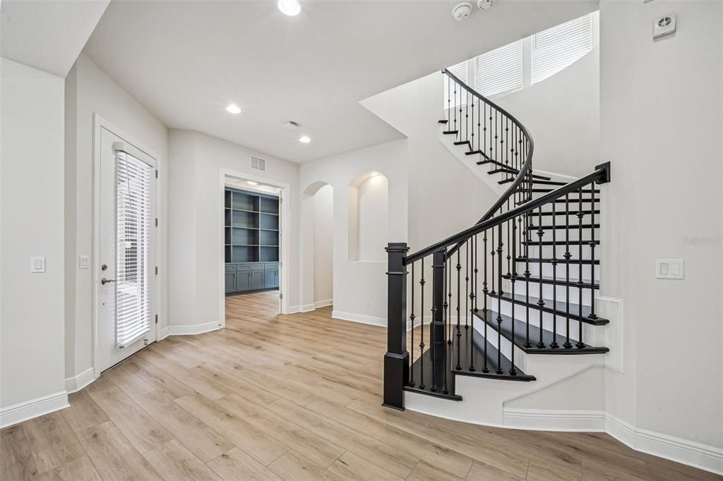 For Sale: $1,435,000 (5 beds, 5 baths, 5437 Square Feet)