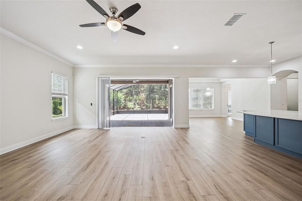 For Sale: $1,435,000 (5 beds, 5 baths, 5437 Square Feet)