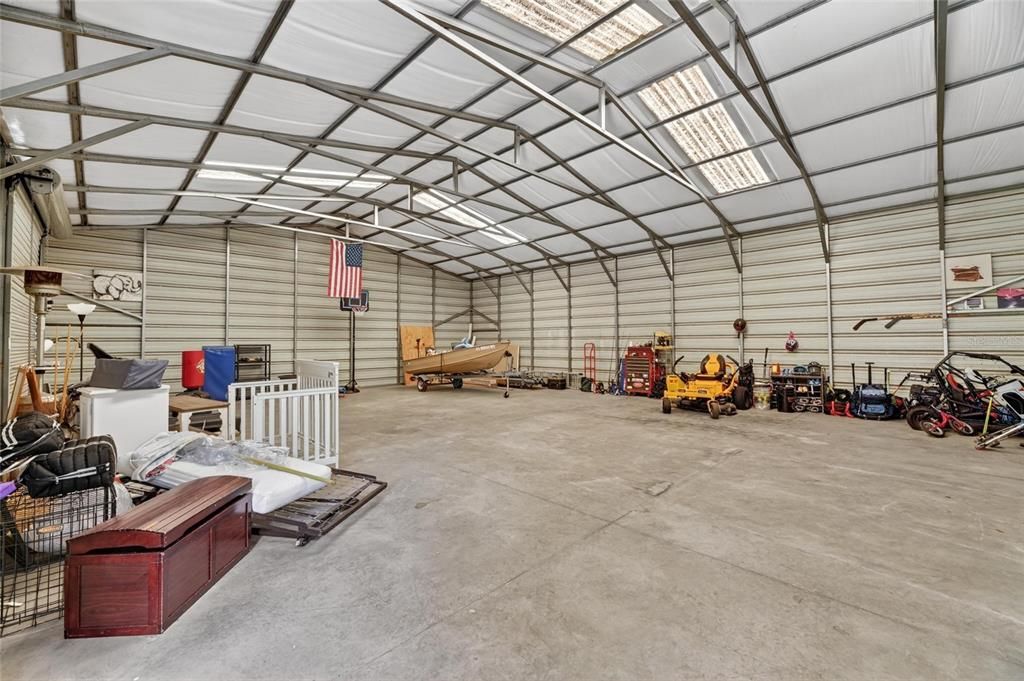 Activo con contrato: $699,900 (4 camas, 2 baños, 2118 Pies cuadrados)