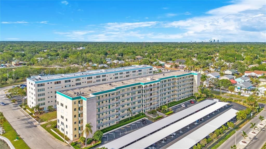 На продажу: $159,990 (2 спален, 2 ванн, 1120 Квадратных фут)