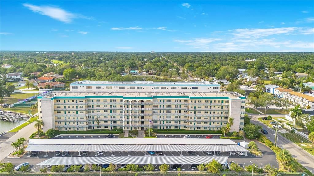 На продажу: $159,990 (2 спален, 2 ванн, 1120 Квадратных фут)