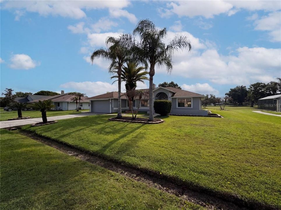 En Venta: $385,000 (3 camas, 2 baños, 1716 Pies cuadrados)