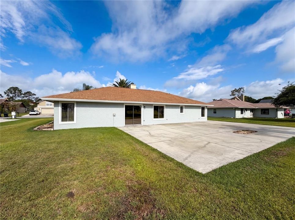 En Venta: $385,000 (3 camas, 2 baños, 1716 Pies cuadrados)