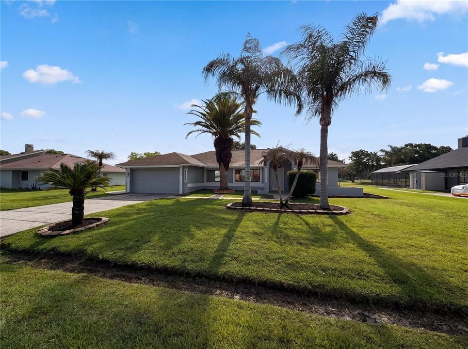 En Venta: $385,000 (3 camas, 2 baños, 1716 Pies cuadrados)