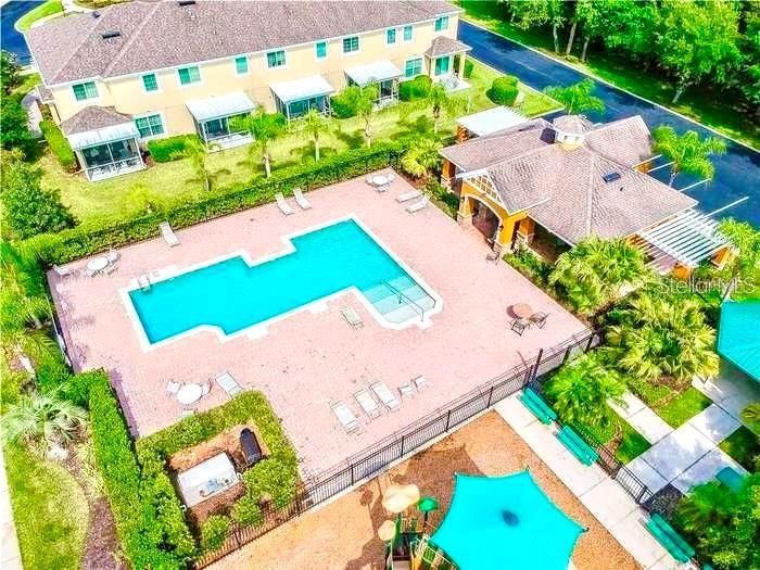 Activo con contrato: $340,000 (4 camas, 3 baños, 1752 Pies cuadrados)