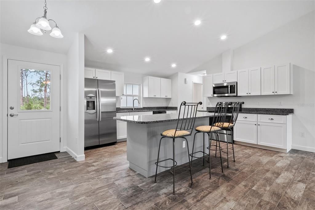 For Sale: $341,300 (3 beds, 2 baths, 1502 Square Feet)