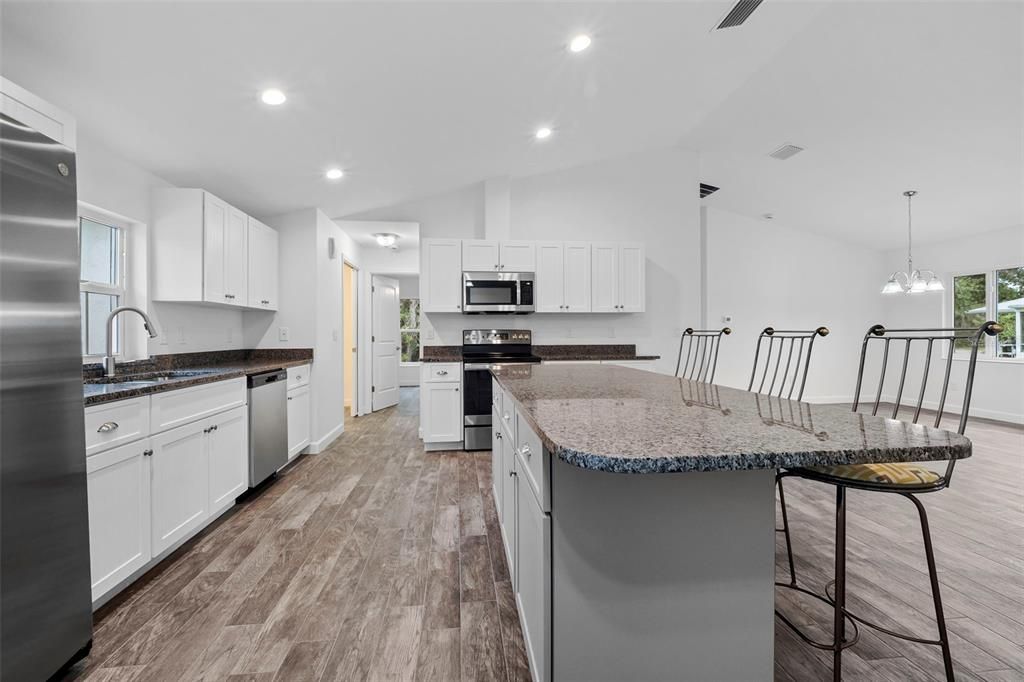 For Sale: $341,300 (3 beds, 2 baths, 1502 Square Feet)