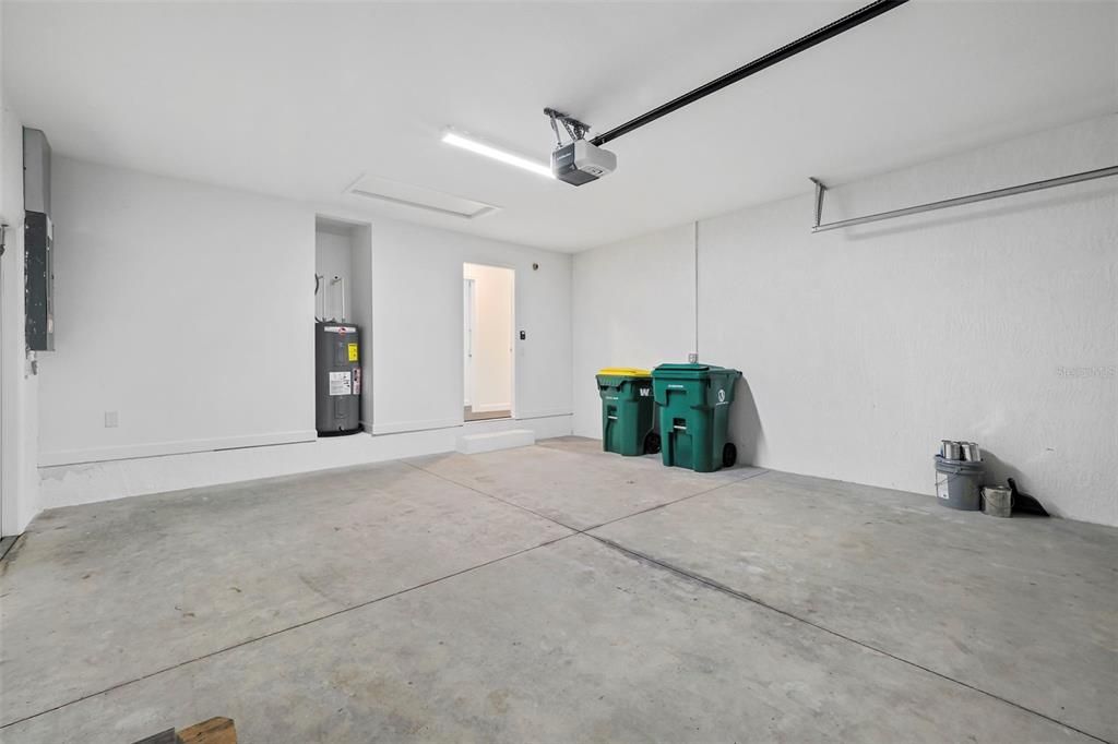 For Sale: $341,300 (3 beds, 2 baths, 1502 Square Feet)