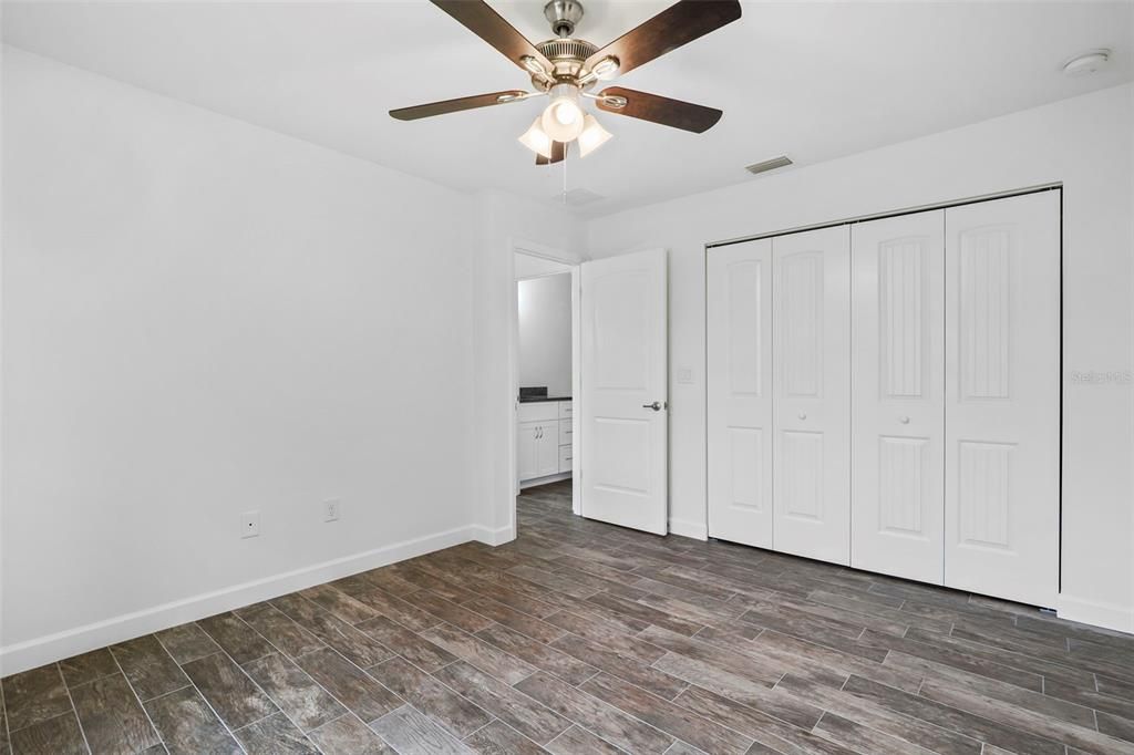 For Sale: $341,300 (3 beds, 2 baths, 1502 Square Feet)