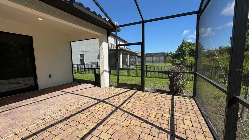 Active With Contract: $412,500 (4 beds, 3 baths, 2420 Square Feet)