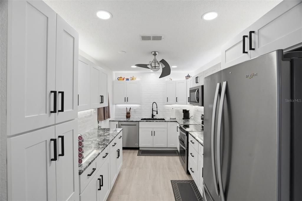 En Venta: $265,000 (3 camas, 2 baños, 1305 Pies cuadrados)